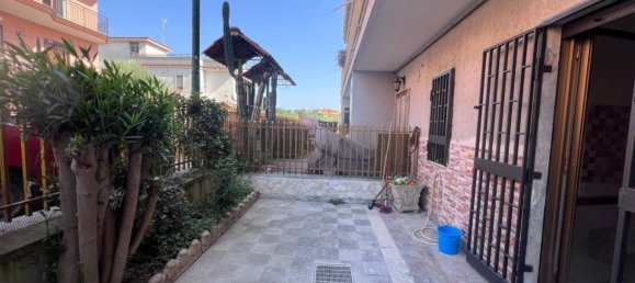 2 Schlafzimmer Wohnung in Qualiano, Italy, Nr. 282364 11