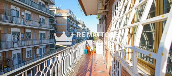2 rooms Apartment in Rome, Italy No. 168004 14