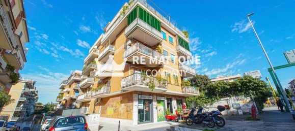 2 rooms Apartment in Rome, Italy No. 168004 36