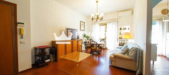 2 rooms Apartment in Rome, Italy No. 168004 6