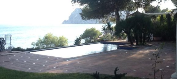 4 bedrooms Villa in Calpe, Spain No. 12120 12