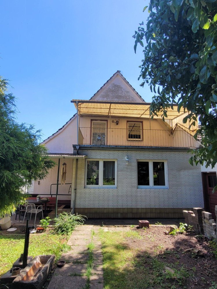 Casa de 5 dormitorios en Rhein-Erft, Germany No. 239077