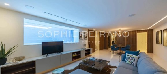 5 bedrooms Villa in Cannes, France No. 246473 10