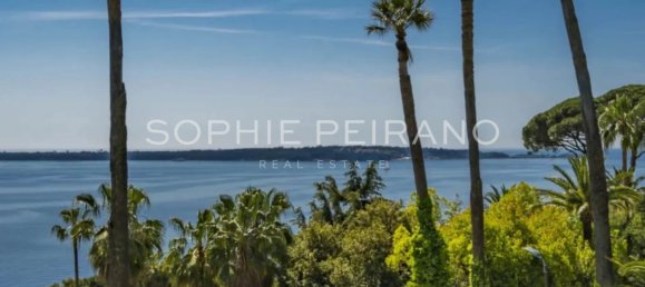 5 bedrooms Villa in Cannes, France No. 246473 4