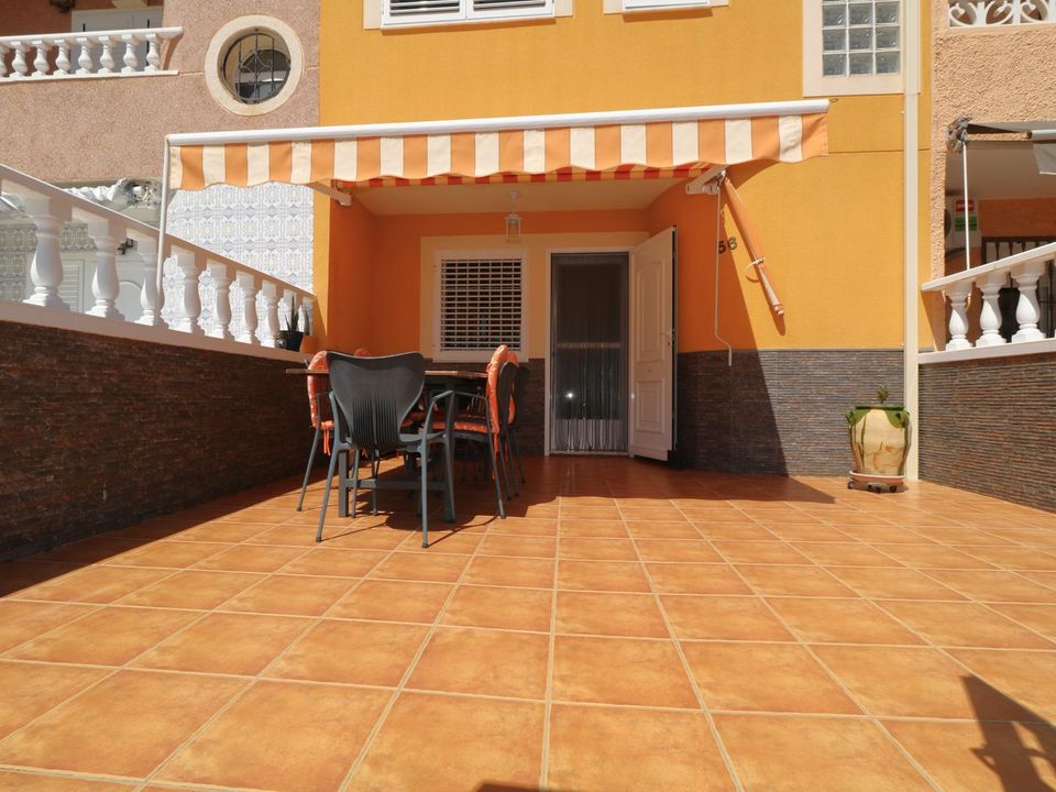 3 bedrooms Townhouse in Torrevieja, Spain No. 274794