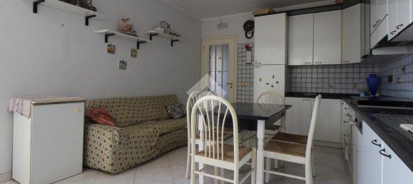 Квартира с 3 спальнями в Реджо Калабрия, Италия № 320790 7