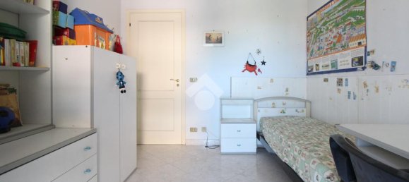 Квартира с 3 спальнями в Реджо Калабрия, Италия № 320790 14