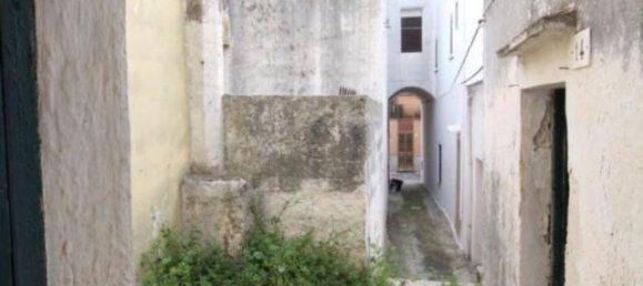4 rooms House in Tuglie, Italy No. 76545 5