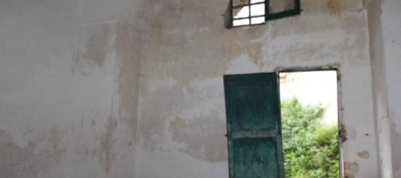 4 rooms House in Tuglie, Italy No. 76545 9