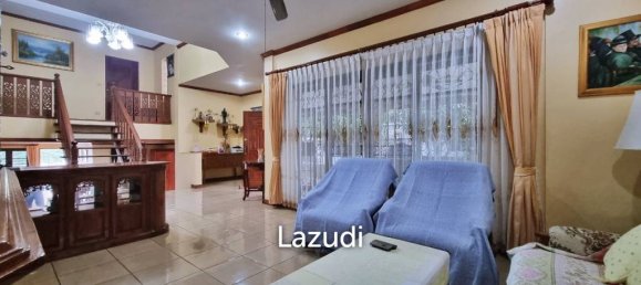 4 bedrooms Villa in Pattaya, Thailand No. 13612 5