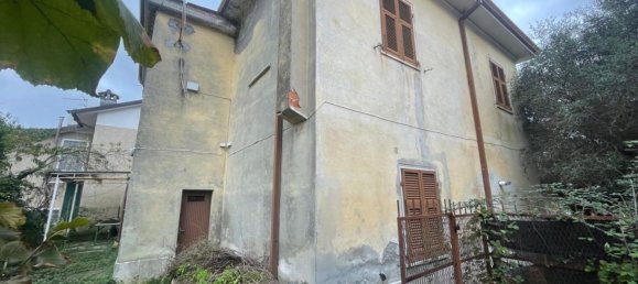 10-salle Maison à Carrara, Italy No. 48170 2