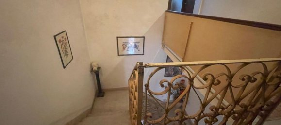 10-salle Maison à Carrara, Italy No. 48170 9