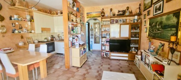 2 Schlafzimmer Haus in Pomezia, Italy, Nr. 359809 11