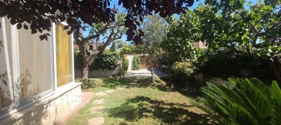 2 Schlafzimmer Haus in Pomezia, Italy, Nr. 359809 2