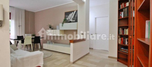 2 Schlafzimmer Wohnung in Milan, Italy, Nr. 259609 4
