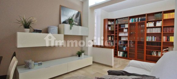 2 Schlafzimmer Wohnung in Milan, Italy, Nr. 259609 6