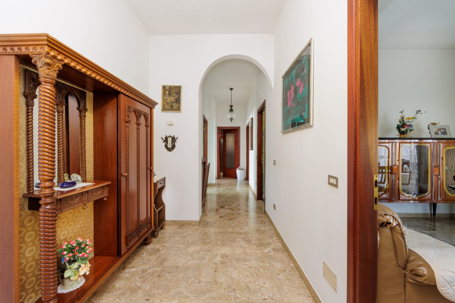 5 bedrooms Villa in Mezzago, Italy No. 226681