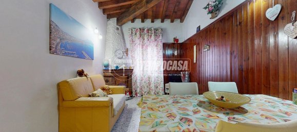 2 bedrooms Apartment in Carpi, Italy No. 339842 4