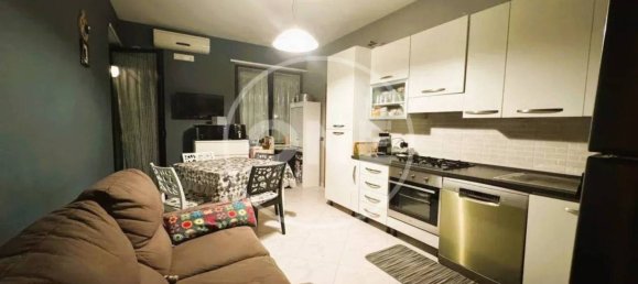 3 bedrooms Apartment in Trani, Italy No. 228622 11