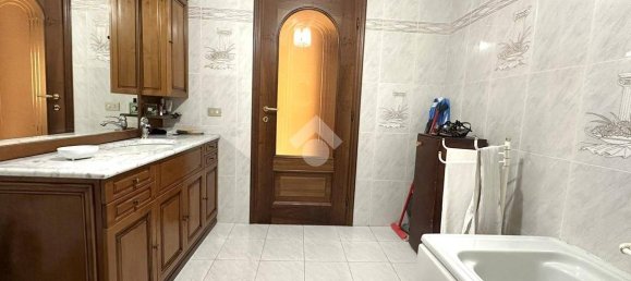 Вилла с 4 спальнями в Кьянокко, Италия № 267840 18