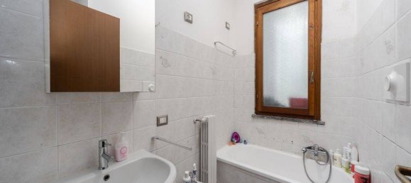 Квартира с 2 спальнями в Бардзано, Италия № 260148 28