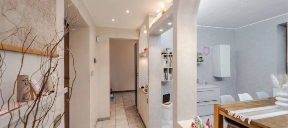 Квартира с 2 спальнями в Бардзано, Италия № 260148 7