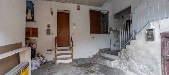 Квартира с 2 спальнями в Бардзано, Италия № 260148 2