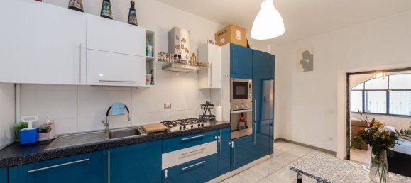 Квартира с 2 спальнями в Бардзано, Италия № 260148 12