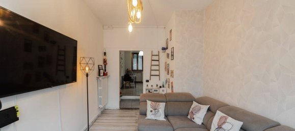 Квартира с 2 спальнями в Бардзано, Италия № 260148 15