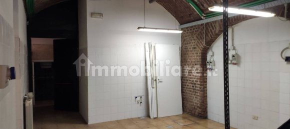 3-Zimmer Gewerbliche Immobilie in Saronno, Italy, Nr. 138799 11