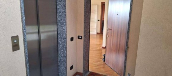 90m² Office in Tribiano, Italy No. 109256 13