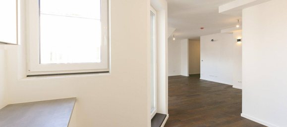 2 rooms Apartment in Wieden, Austria No. 136285 4