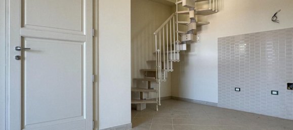 3 rooms Apartment in Rosignano Marittimo, Italy No. 300878 12