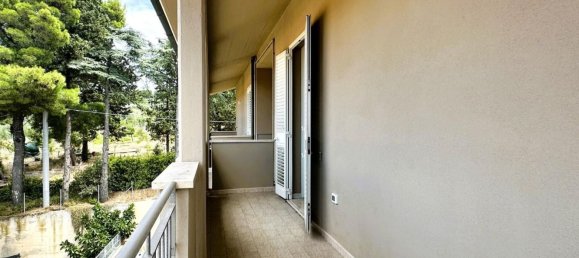 3 rooms Apartment in Rosignano Marittimo, Italy No. 300878 16