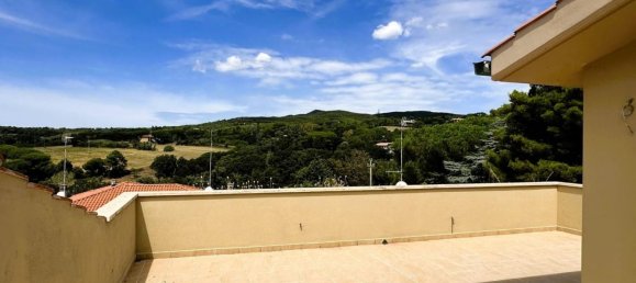 3 rooms Apartment in Rosignano Marittimo, Italy No. 300878 7