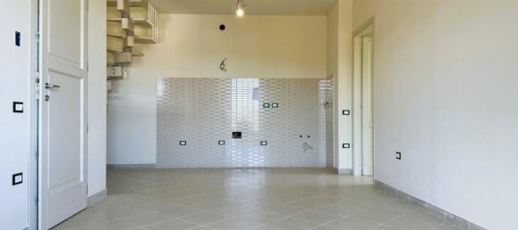 3 rooms Apartment in Rosignano Marittimo, Italy No. 300878 13