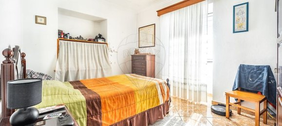 Casa de 3 dormitorios en Porto Judeu, Portugal No. 44199 8