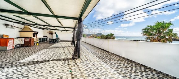 Casa de 3 dormitorios en Porto Judeu, Portugal No. 44199 14