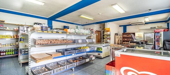 Casa de 3 dormitorios en Porto Judeu, Portugal No. 44199 18