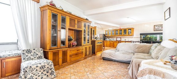 Casa de 3 dormitorios en Porto Judeu, Portugal No. 44199 25