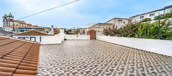 Casa de 3 dormitorios en Porto Judeu, Portugal No. 44199 13