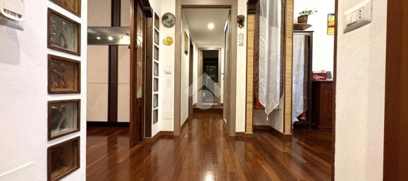 2 غرف نوم شقة في Legnano, Italy رقم 263380 4