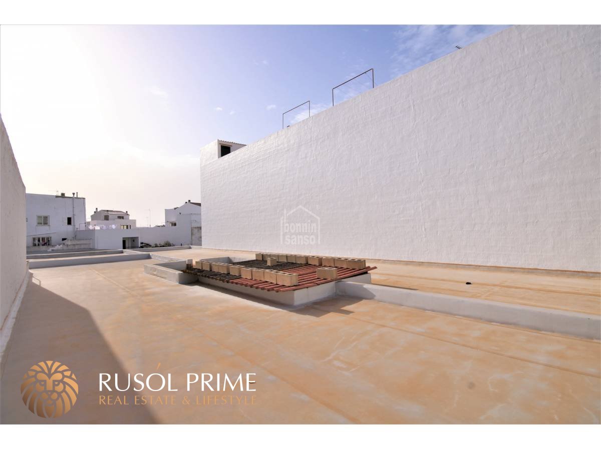 267m² Garage in Ciutadella De Menorca, Spain No. 1931