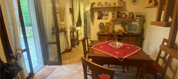 Casa de 4 divisões em Prato, Italy N.º 147075 3