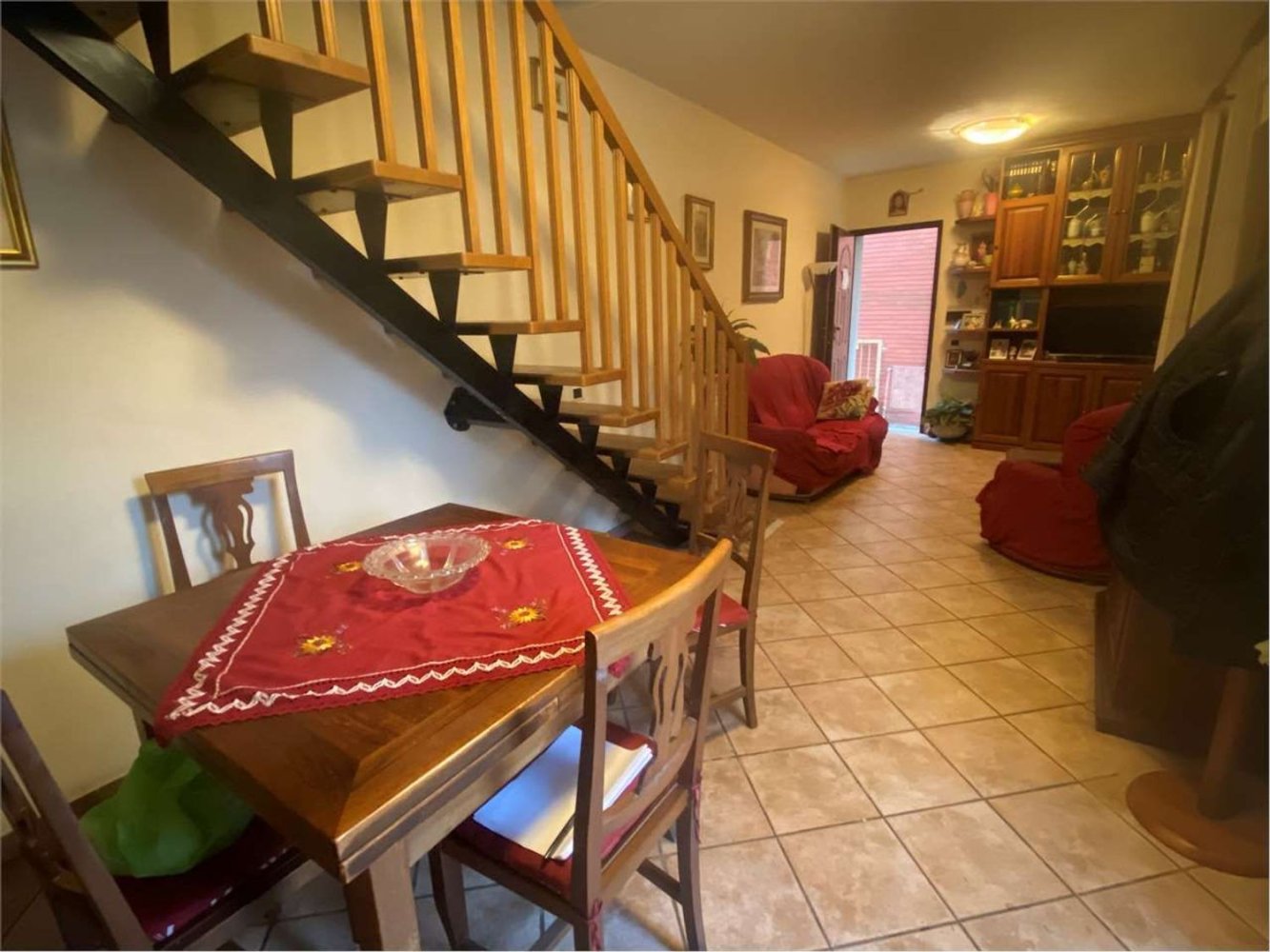 Casa de 4 divisões em Prato, Italy N.º 147075