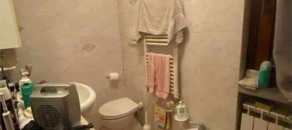 Casa de 4 divisões em Prato, Italy N.º 147075 7