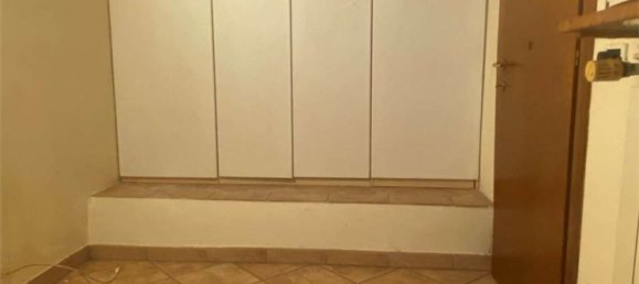 Casa de 4 divisões em Prato, Italy N.º 147075 11