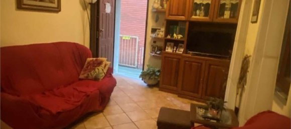 Casa de 4 divisões em Prato, Italy N.º 147075 4