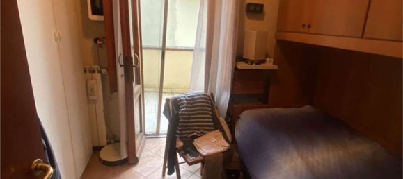 Casa de 4 divisões em Prato, Italy N.º 147075 9