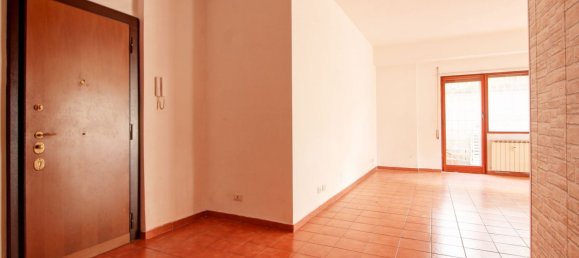 Квартира с 5 комнатами в Рим, Италия № 142334 14